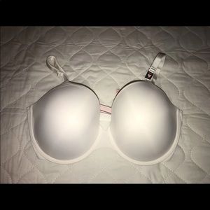 Victoria’s Secret 36DDD White Bra, BNWT